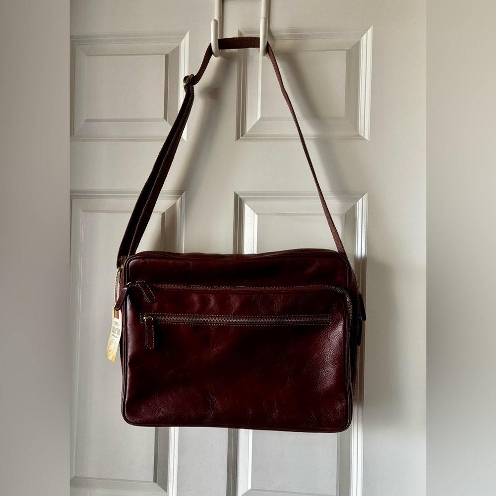 Lucacdo new with tags made in Italy computer brief case cherry leather cell